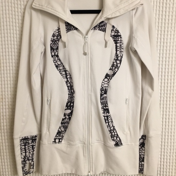 lululemon athletica Jackets & Blazers - Lululemon jacket